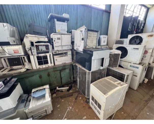 Foto de CAMPO DOS GOYTACAZES/RJ-Eletrônicos, informática (CPUS, monitores, estabilizadores, teclados, impressoras, ares condicionados, televisores, impressoras).