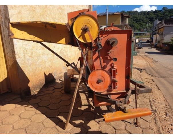 Foto de PEDRA DO ANTA/MG - Batedeira de Cereais
