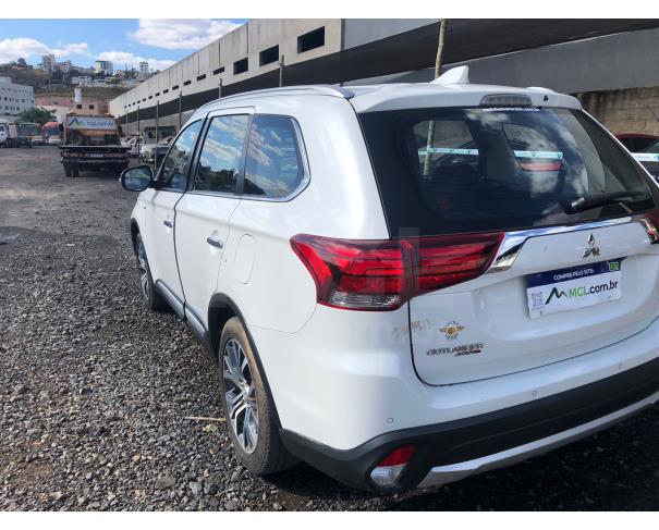 Foto de LOTE 004- MITSUBISHI MMC/OUTLANDER 3.0 GT ANO 2017/2018 JB22551