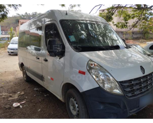 Foto de Águia Branca /ES- Renault Master Furgão L2H2