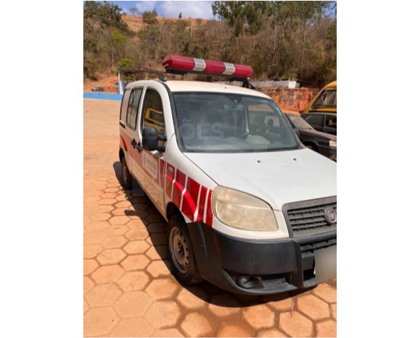 Foto de SÃO PEDRO DOS FERROS/MG - CARRO - Fiat Doblo Ambulância, 2011/2012