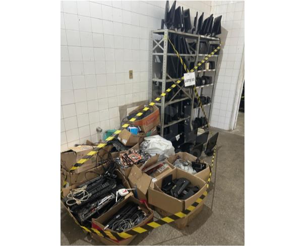 Foto de AMARGOSA/BA - Sucatas de equipamentos de informática inservivéis