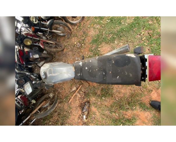 Foto de PORANGATU/GO - SUCATA -  YAMAHA FACTOR YBR125 E - 2008/2008