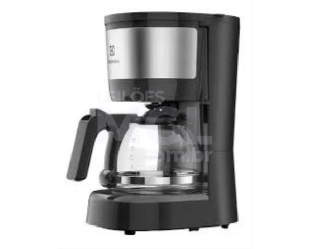 Foto de ITAÚNA/MG - CAFETEIRA ELÉTRICA EFFICIENT ECM10 15 XÍCARAS ELECTROLUX COR INOX 110V