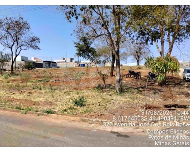 Foto de PATOS DE MINAS/MG - Lote urbano com área de 4.244,62 m², localizado no bairro Campos Elíseos 
