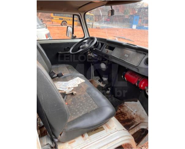 Foto de SÃO PEDRO DOS FERROS/MG - CARRO - VW Kombi Lotação, 2009/2010 