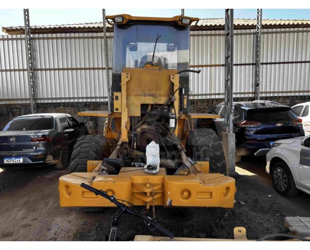 Foto de PIRAPETINGA/MG - Pá carregadeira Caterpillar modelo 924G
