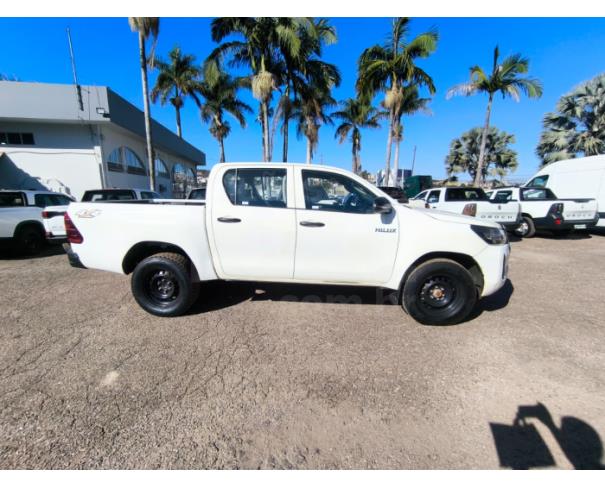 Foto de ITAÚNA/MG- TOYOTA HILUX CDLOWM4FD 2021/2021- PA13406