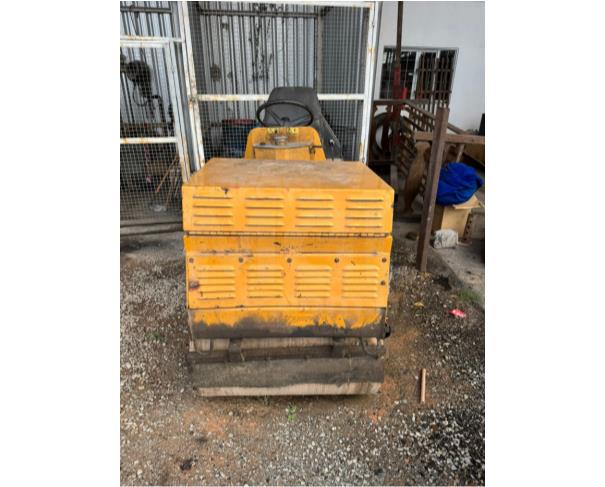 Foto de IBIRITÉ/MG-ROLO CONJUGADO WACKER RD880V  2008
