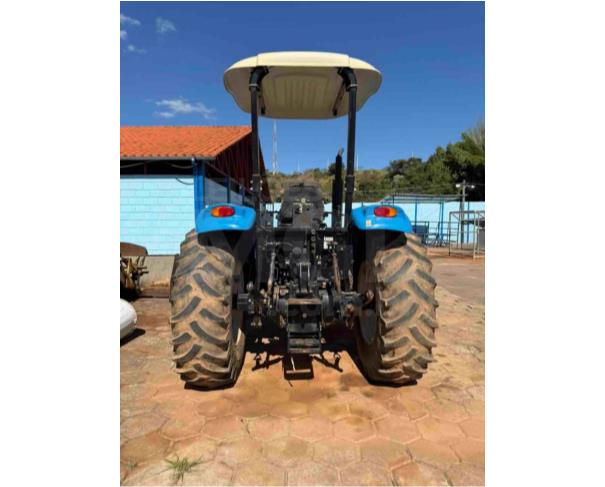 Foto de IBITURUNA/MG - Trator LS U80 R, série do motor C91502666A