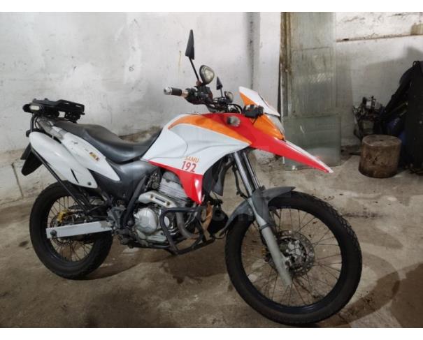 Foto de CARAPICUÍBA/SP-Motocicleta Honda XRE 300