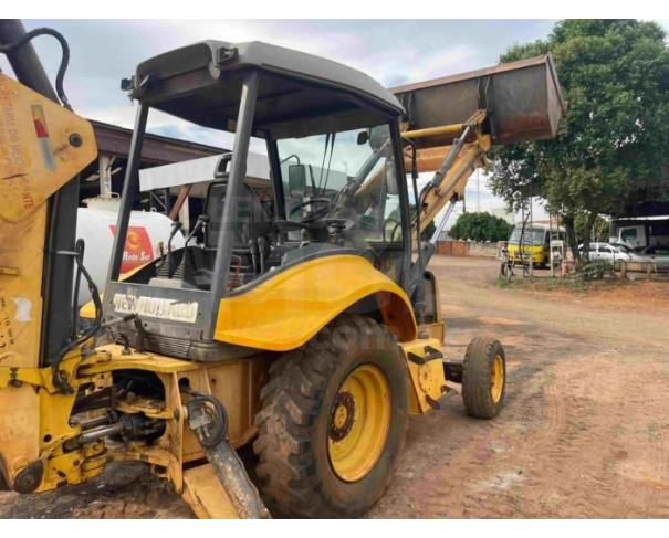 Foto de GUAIMBÊ/SP - Retroescavadeira New Holland, modelo LB90, Série 082110