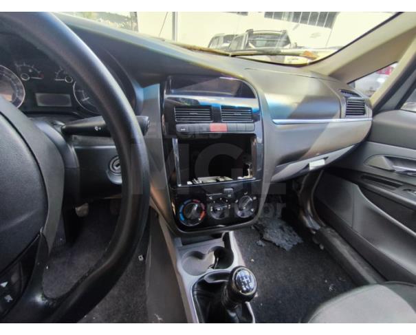 Foto de ITAÚNA/MG- FIAT LINEA LX 1.9 2010/2010-  PA12910