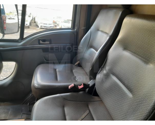 Foto de ITAÚNA MG - FORD/CARGO 1319 COM COMBOIO (MECANISMO OPERACIONAL)