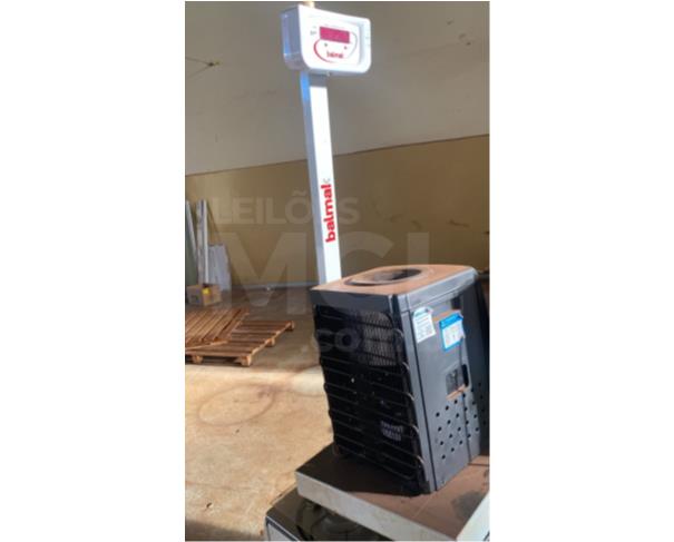 Foto de DUMONT/SP - Sucata de maquinário Hospitalar – Thermopulse, balança, macas e etc