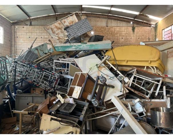 Foto de IBATIBA/ES - Lote de cadeiras diversos