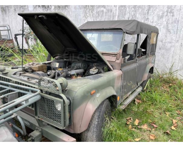 Foto de RIO DE JANEIRO/RJ- VTNE PICAPE EMP GE DEFENDER 110 3/4T 4X4 LAND ROVER 2005