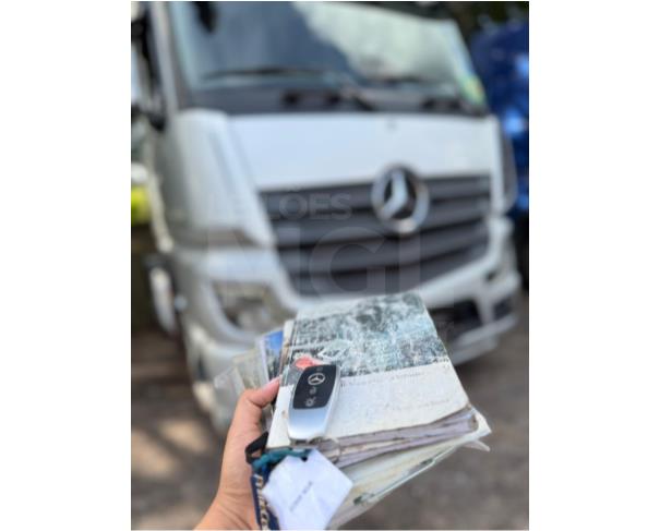 Foto de ITAÚNA/MG - CAVALO TRATOR M.BENZ/ACTROS 2651S 6X4 - ANO: 2021/2021 - SC1107
