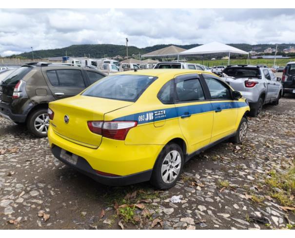 Foto de ITAÚNA/MG- FIAT SIENA TETRAFUEL 1.4 2015/2015 BAIXADO/SUCATA- PA12573