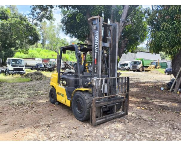 Foto de EMPILHADEIRA HYNDAI 40D-9K CAP. 4.000 KG 2016/2016 - PA12675