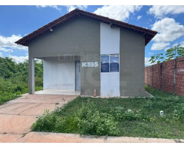 Foto de ALTOS/PI — Casa com 2 quartos 1 Vaga na Garagem (F8444433941937)