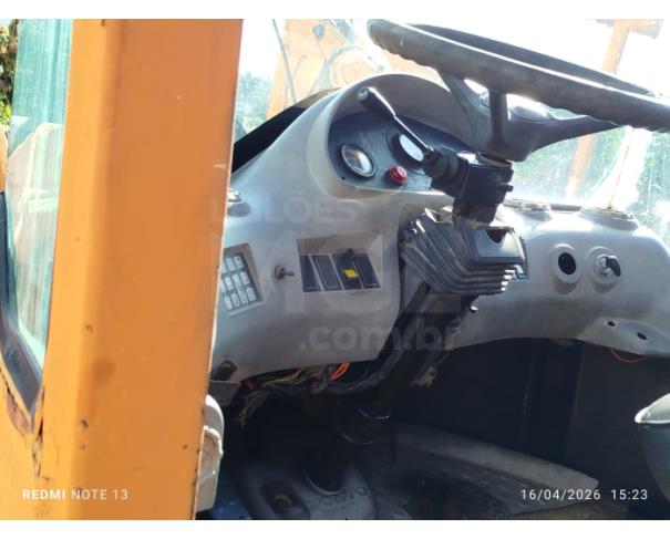Foto de CONTAGEM/MG - PÁ CARREGADEIRA VOLVO MODELO L500 - PA13036