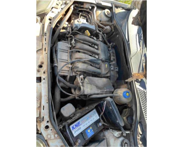 Foto de CAPIVARI/SP - VEÍCULO CONSERVADO - RENAULT/CLIO RL 1.6 16V - 2002/2003
