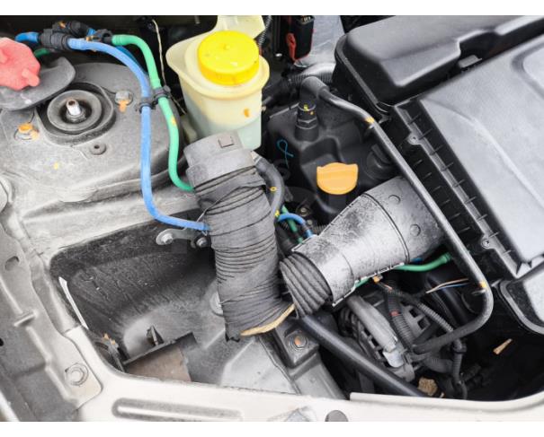 Foto de ITAÚNA/MG- FIAT PALIO ESSENCE 1.6 DL 2012/2013- PA12877