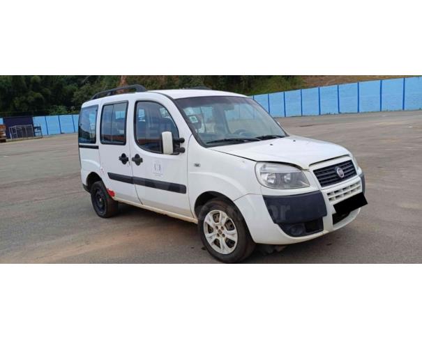Foto de IBITURUNA/MG - Fiat/Doblo Essence 7L E, 2016/2017, FLEX 