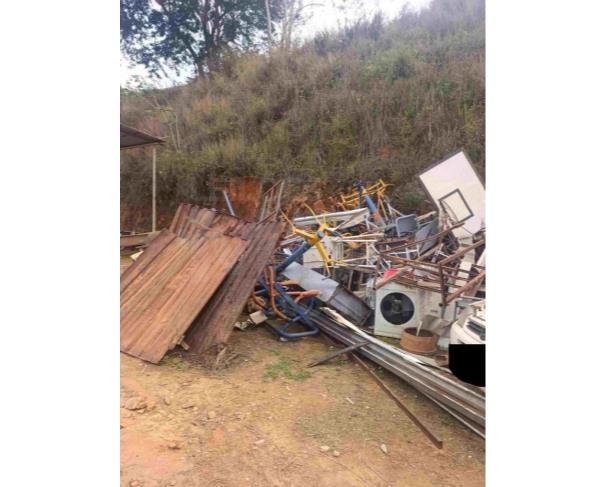 Foto de VIEIRAS/MG - Sucatas ferrosa diversas