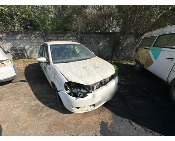Foto de RIO DAS OSTRAS/RJ - VW POLO SEDAN 2.0 COMFOR