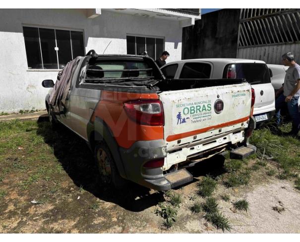 Foto de PIRAPETINGA/MG - Carga Caminhonete Fiat Strada/ Strada Working, 2016/2016, FLEX 
