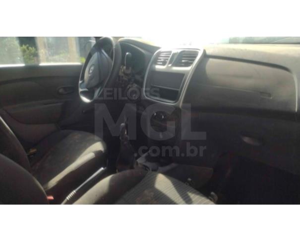 Foto de TUNAS DO PARANÁ/PR - Renault Logan Authentique 1.0 16V, 2014/2014, FLEX 