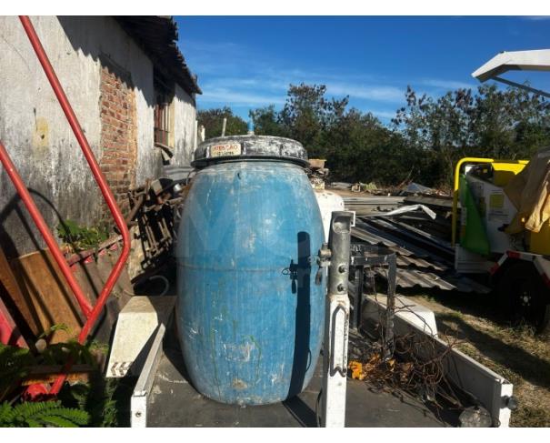 Foto de ESMERALDAS/MG - Equipamento de demarcação viária / Reboque da Empresa MZ Brasil.
