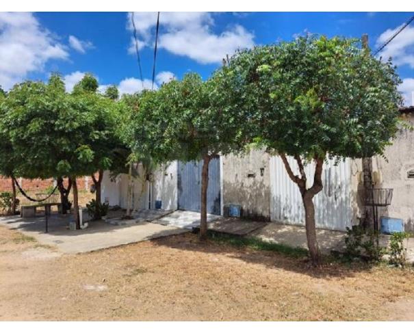 Foto de MARANGUAPE/CE — Casa com 2 quartos e 1 Vaga na Garagem no Bairro Novo Maranguape Ii
