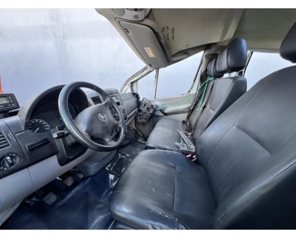 Foto de ITAÚNA/MG- VAN MERCEDES BENZ 415 CDI  SPRINTER M 16 LUGARES 2019/2019 -PA12354