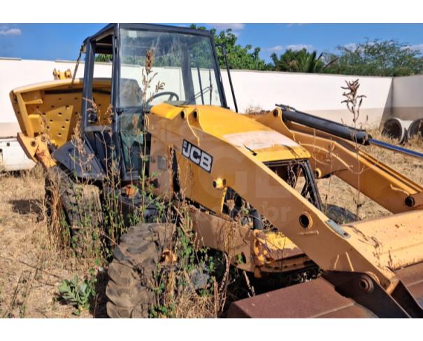 Foto de ASSARÉ/CE - Retroescavadeira JCB, modelo 3C. 