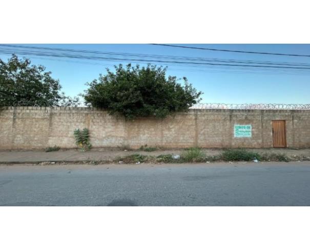 Foto de JANAÚBA/MG — Terreno com 910,88m² no Bairro Planalto