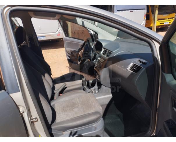 Foto de GRUPIARA/MG - VW Fox 1.0 GII, 2013/2014, FLEX 