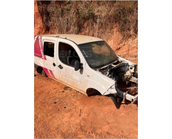 Foto de SÃO PEDRO DOS FERROS/MG - Sucata/ Fiat Doblô Cargo 1.4, 2012/2012