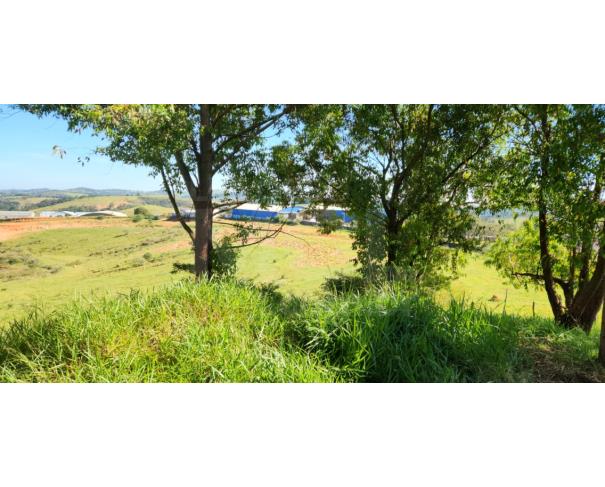 Foto de OLIVEIRA/MG IMÓVEL SITUADO NO BAIRRO RECANTO DA SERRA COM 2.170M2