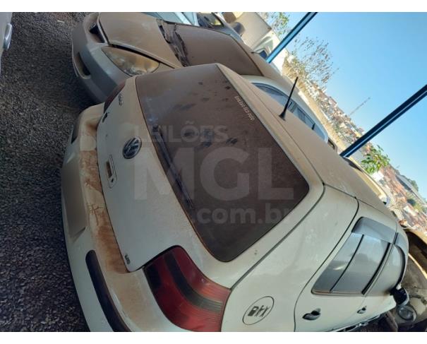 Foto de ALFENAS/MG - VOLKSWAGEN GOLF - 2000/2000