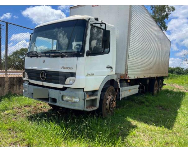 Foto de CORNÉLIO PROCÓPIO/PR - Caminhão Mercedes Benz Atego 2425 (Carroceria Fechada), 2005/2005, DIESEL 