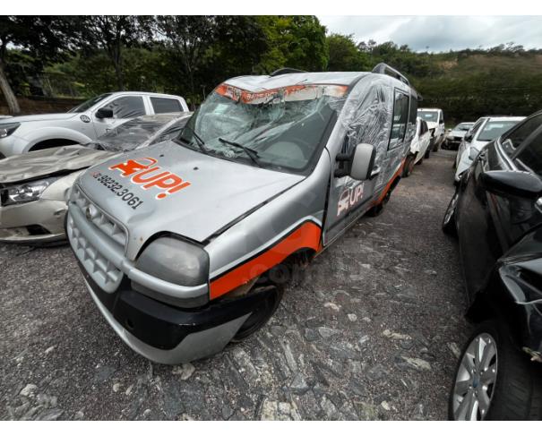Foto de ITAÚNA/MG- FIAT DOBLO ELX 2005/2006 BAIXADO- PA13525