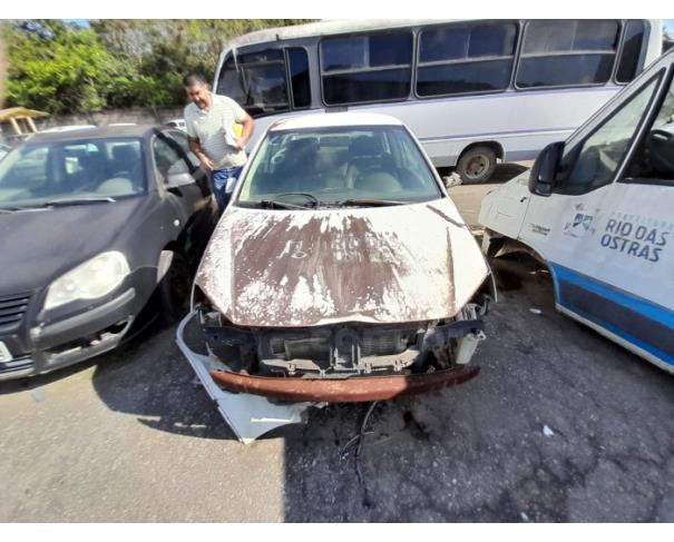 Foto de RIO DAS OSTRAS/RJ - VW POLO SEDAN 1.6