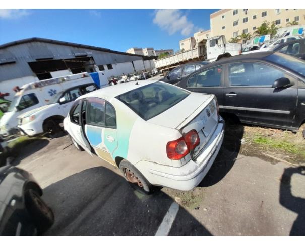 Foto de RIO DAS OSTRAS/RJ - VW - VOLKSWAGEN / POLO SEDAN 2.0 COMFOR