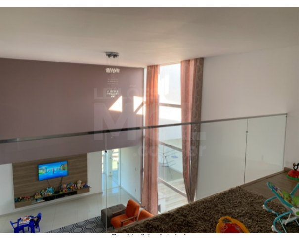 Foto de JUIZ DE FORA/MG — Casa com 5 quartos (duas suítes com closet) no bairro Estrela Sul 