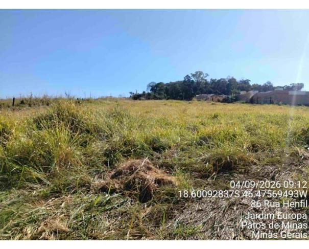 Foto de PATOS DE MINAS/MG - Lote urbano com área de 9.757,28 m², localizado no bairro Morada da Serra