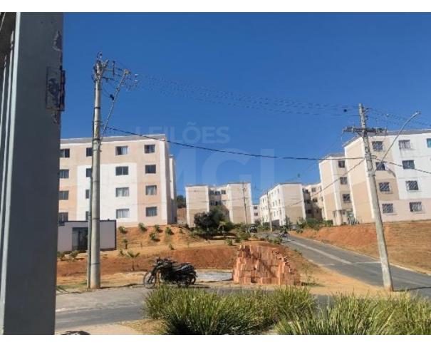 Foto de VESPASIANO/MG — Apartamento com 2 quartos e 1 vaga na garagem no bairro Angicos