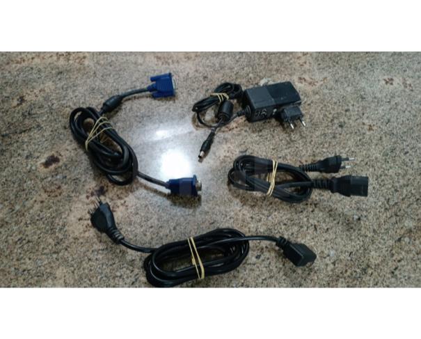 Foto de GOVERNADOR VALADARES/MG - Informática – Monitores, Notebooks, placa mãe de computador, cabos